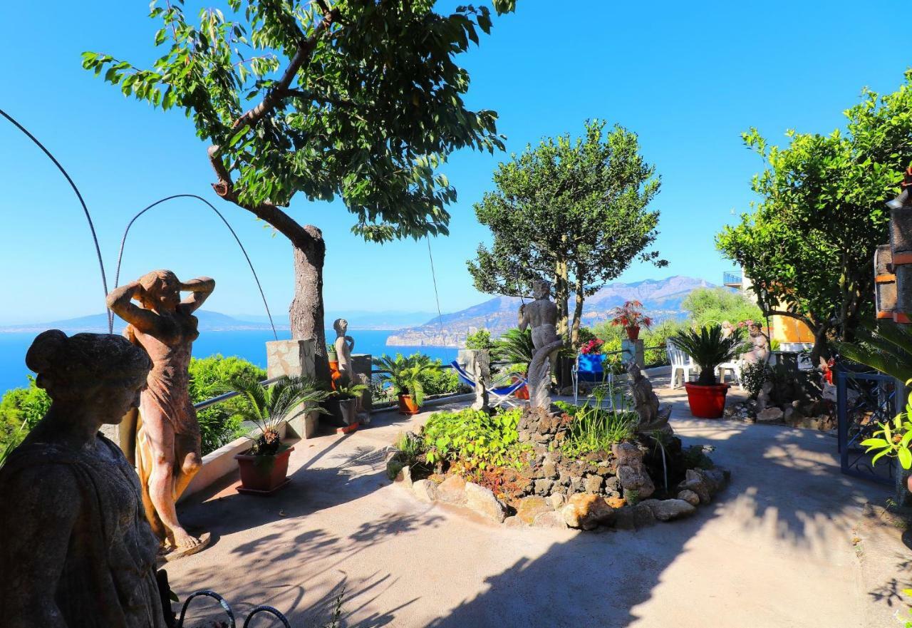 La Rosa Del Sud - De Vivo Realty Sorrento Apartment Luaran gambar