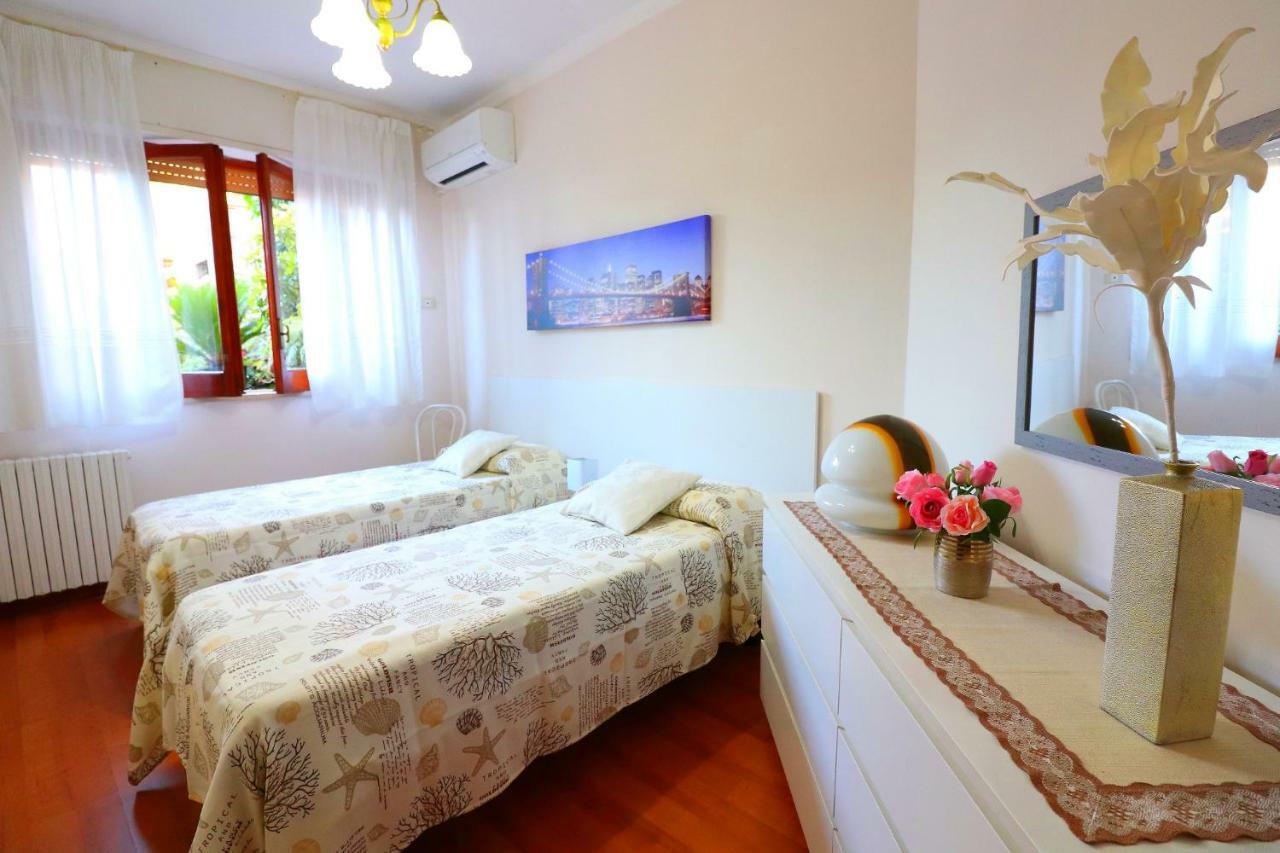 La Rosa Del Sud - De Vivo Realty Sorrento Apartment Luaran gambar