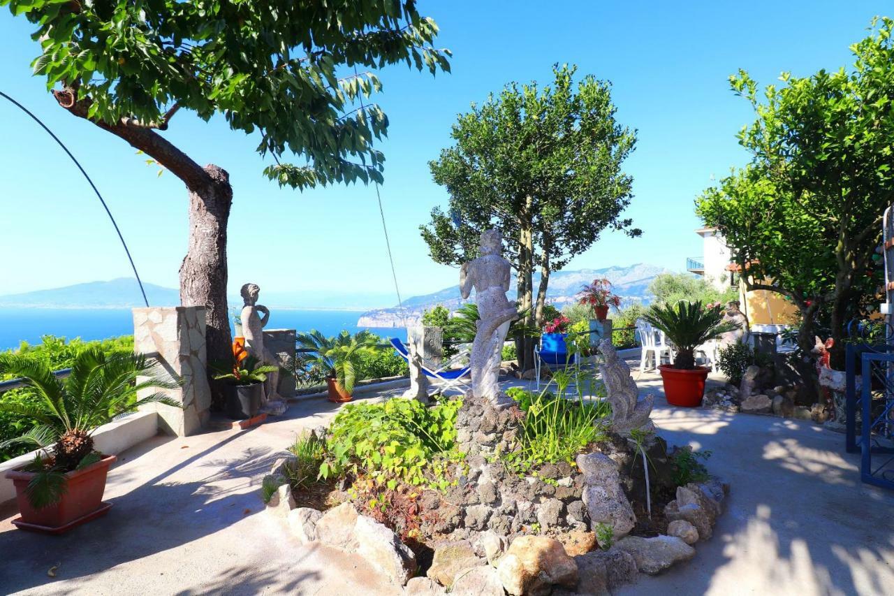 La Rosa Del Sud - De Vivo Realty Sorrento Apartment Luaran gambar